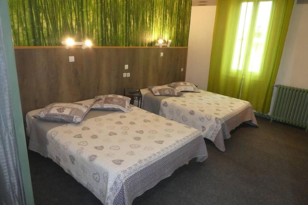 Etanit ! Etape Calme Et Parking Velo, Bicycle - Connection Tous A 1Mn Bus,Train Et Aeroport - Plein Centre De Beziers Pour Visiter,Manger - Chambres Climatisees, Spacieuses Amenagees Pour Singles, Couple, Et Ou Familles - Consigne Et Petit Dej En Plu Luaran gambar