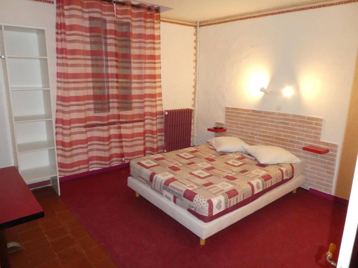 Etanit ! Etape Calme Et Parking Velo, Bicycle - Connection Tous A 1Mn Bus,Train Et Aeroport - Plein Centre De Beziers Pour Visiter,Manger - Chambres Climatisees, Spacieuses Amenagees Pour Singles, Couple, Et Ou Familles - Consigne Et Petit Dej En Plu Luaran gambar